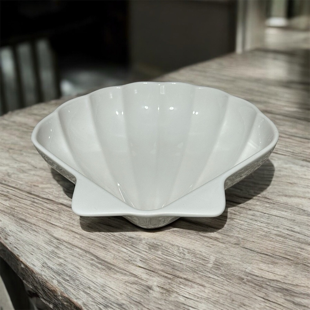 Vintage Pfaltzgraff Clam Sea Shell Bake Serve Bowl Large #243 White Ceramic